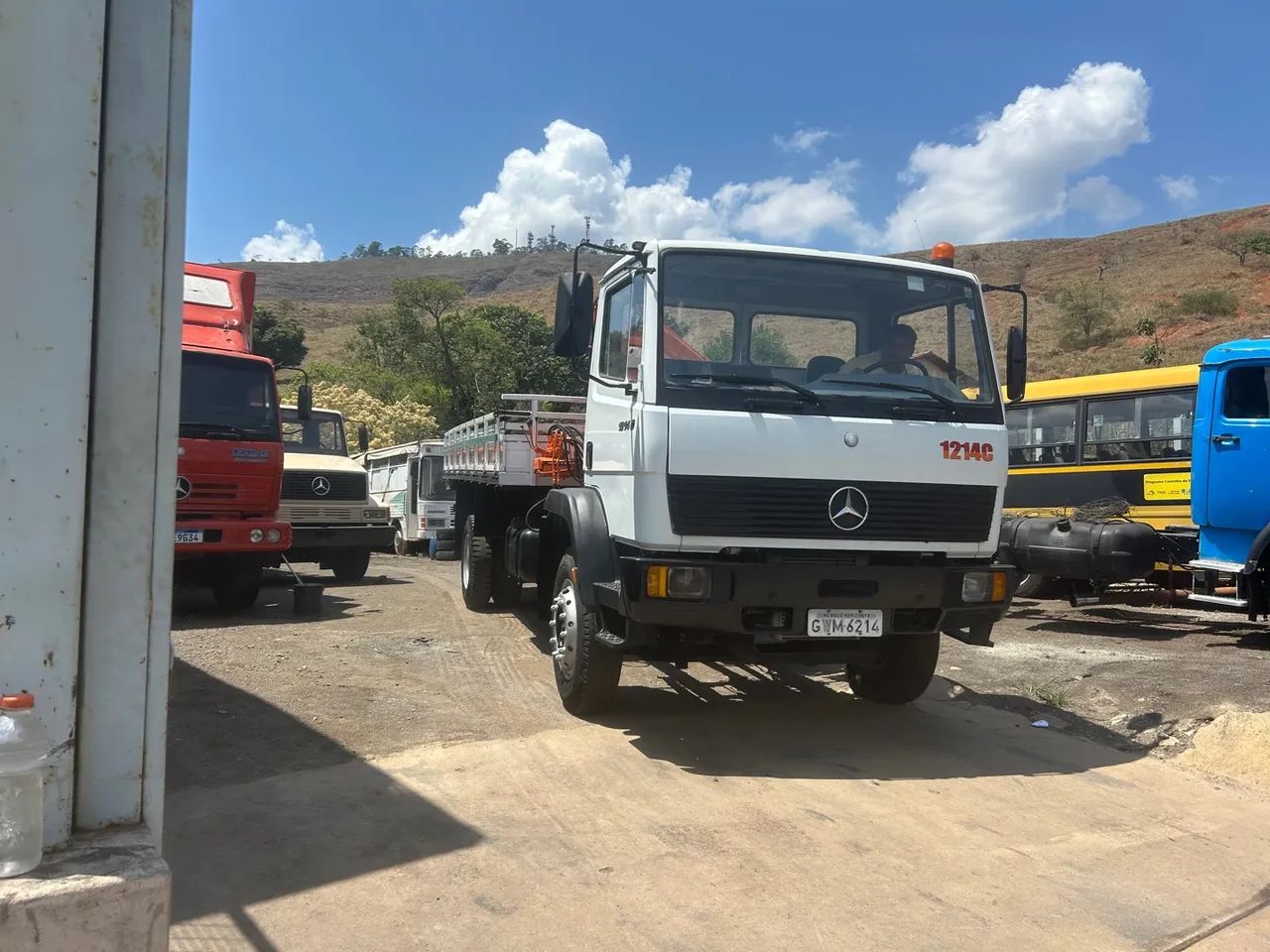 Caminhão Mercedes-Benz 1214C ano 1998 - Foto 9