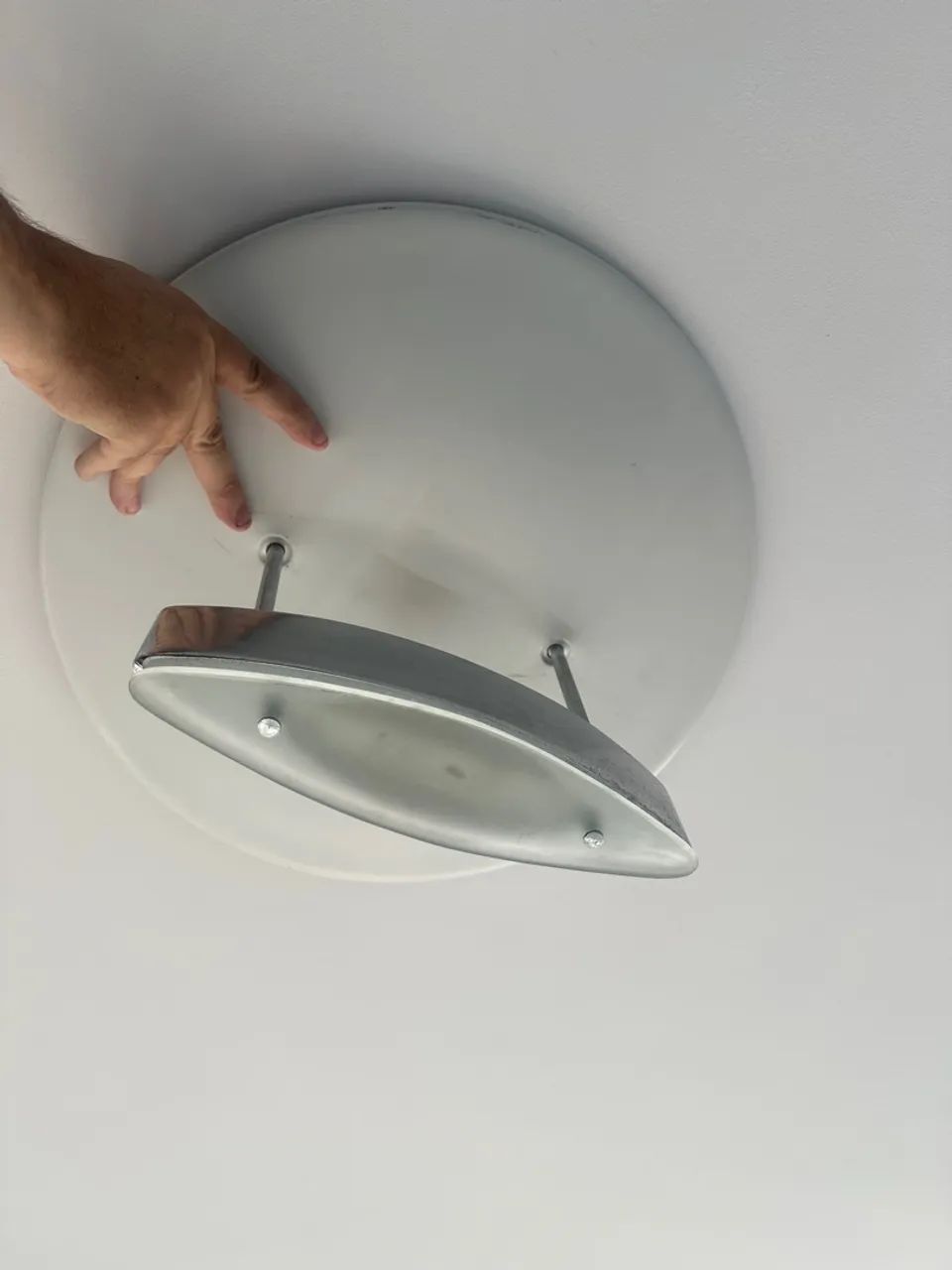Luminária de Teto Moderna e Elegante - Foto 5