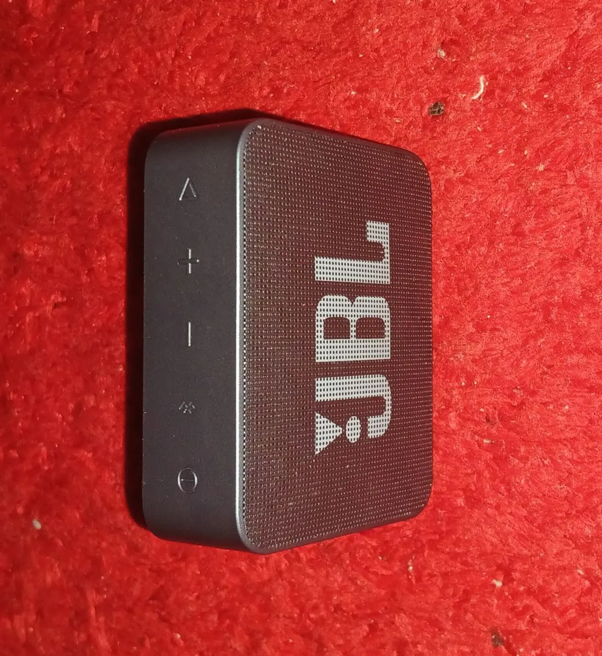 JBL Go essential
