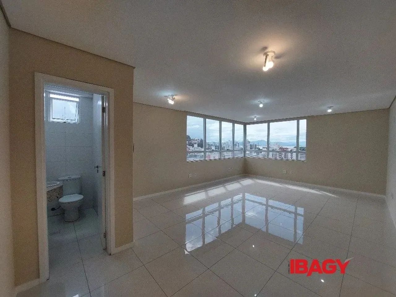 Oportunidade! Salas/Conjuntos em Agronômica - Florianópolis - Foto 4