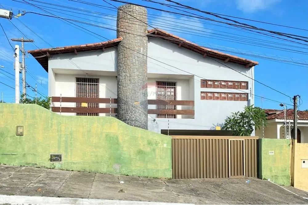 Casa com 3 quartos para locação em Capim Macio