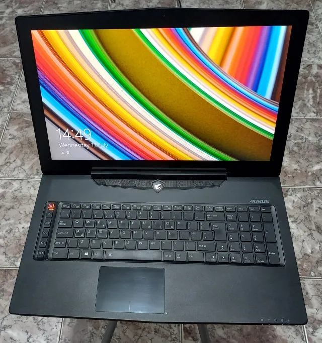 Aorus X7 Pro i7 32GB 512GB 2TB 2xGTX 970M SLI