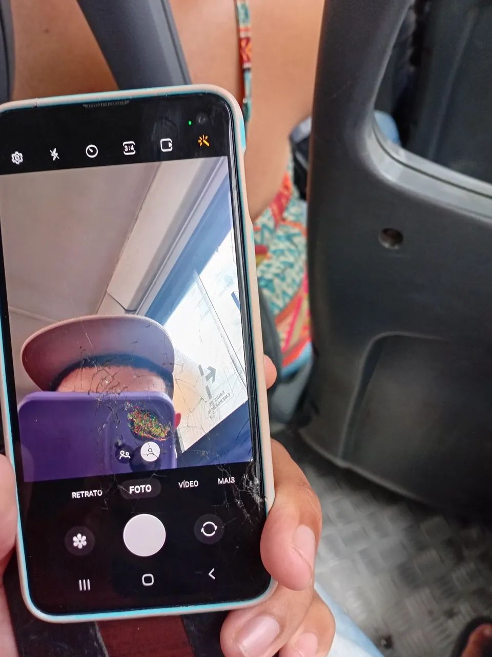 Vendo ou troco Samsung s10e pra arrumar  - Foto 3