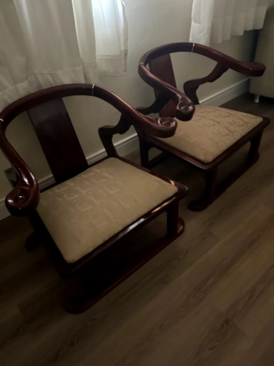 Mesa de centro com poltronas