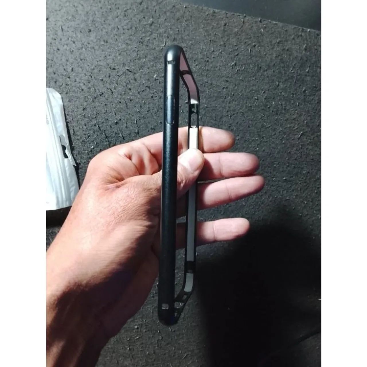 Bumper / Case Metal Preto | Compatível com iPhone 7/8 se 2 e 3 | Apple | Novo - Foto 3