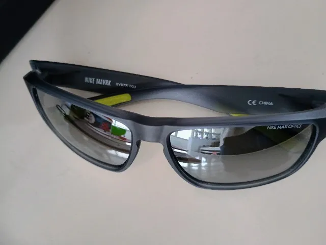 Óculos solar Nike original novo na caixa