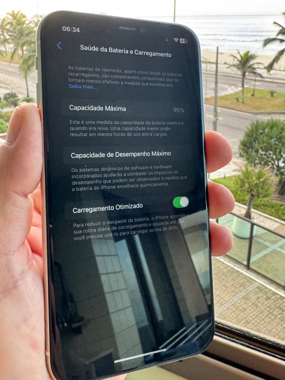 IPhone 11 impecável! Sem marcas de uso. Bateria e faceID perfeitos! - Foto 3