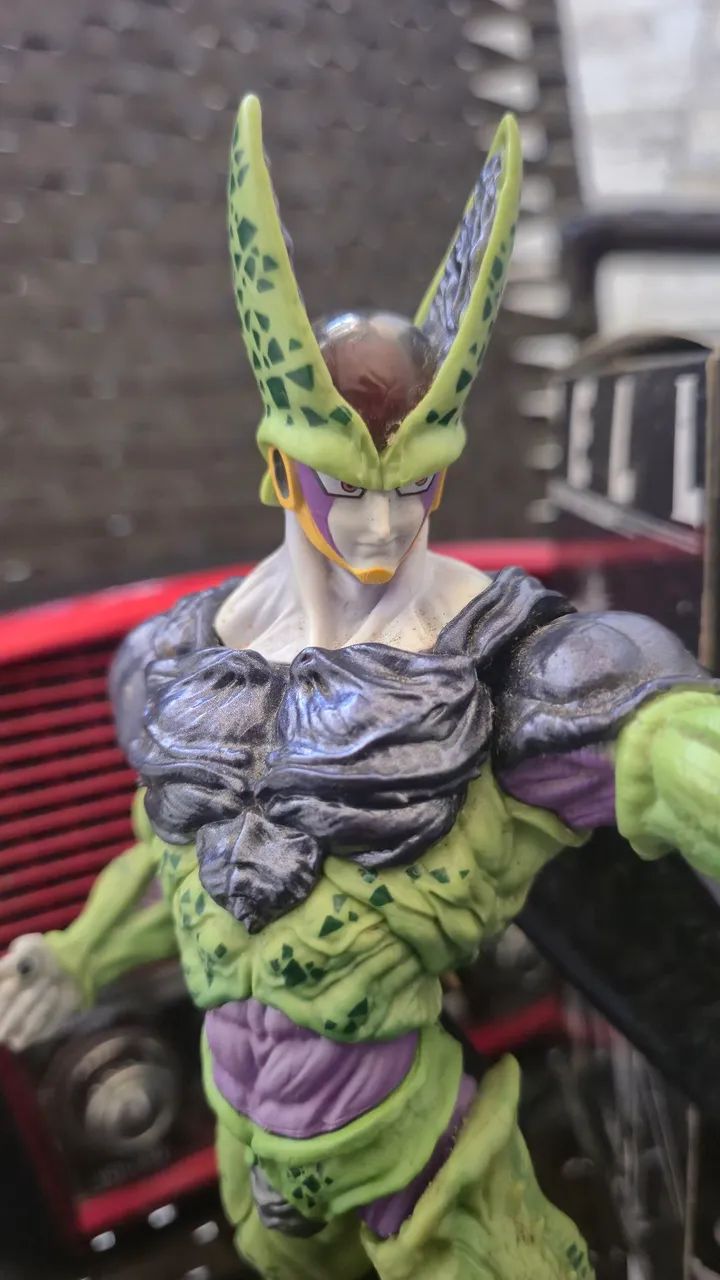 ACTION FIGURE: CELL BANPRESTO WORLD FIGURE COLOSSEUM.