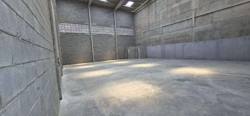 GALPÃO NOVO - 300 m2 - ASSIS CHATEAUBRIAND - DISTRITO INDUSTRIAL - CAMPINA GRANDE - Foto 3