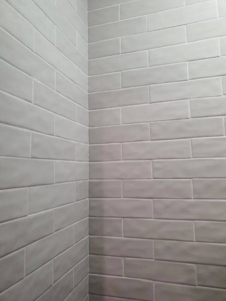 Caixa de Azulejos Revestimento Eliane Branco Acetinado 7x25cm Prisma Off White - Foto 3
