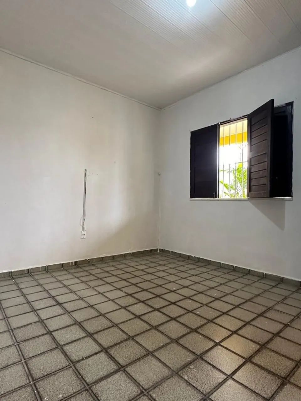 Porta e Janela de Madeira 64385504772353124