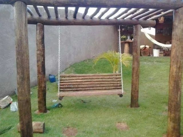 Caramanchão com Balanço de madeira rústico para comércio