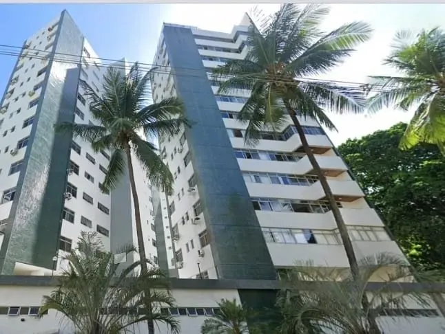 Imóvel para venda possui 148 mt com 4/4, endo 01 suite na Pituba - Salvador - BA