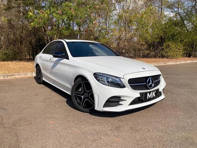 Mercedes-Benz C-300 2020