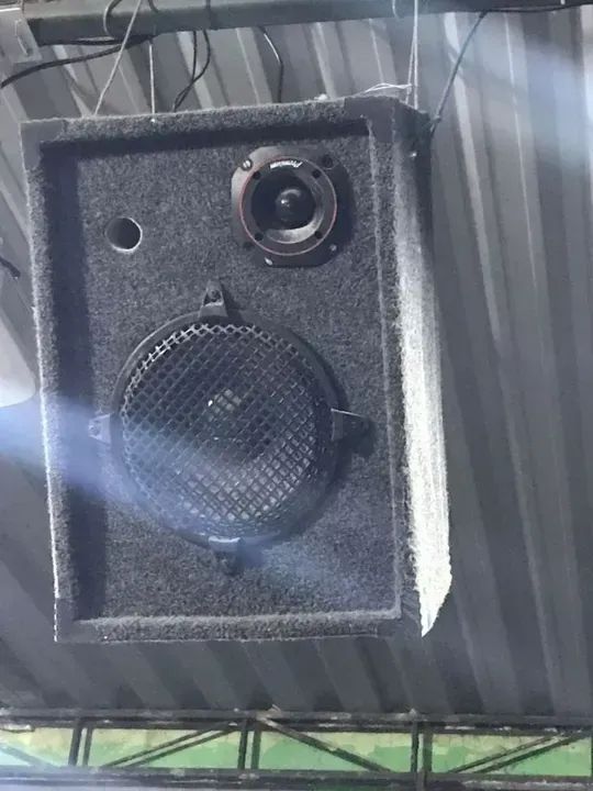 Duas caixas de som passivas (Kit com duas caixas) - Preço para sair rápido.