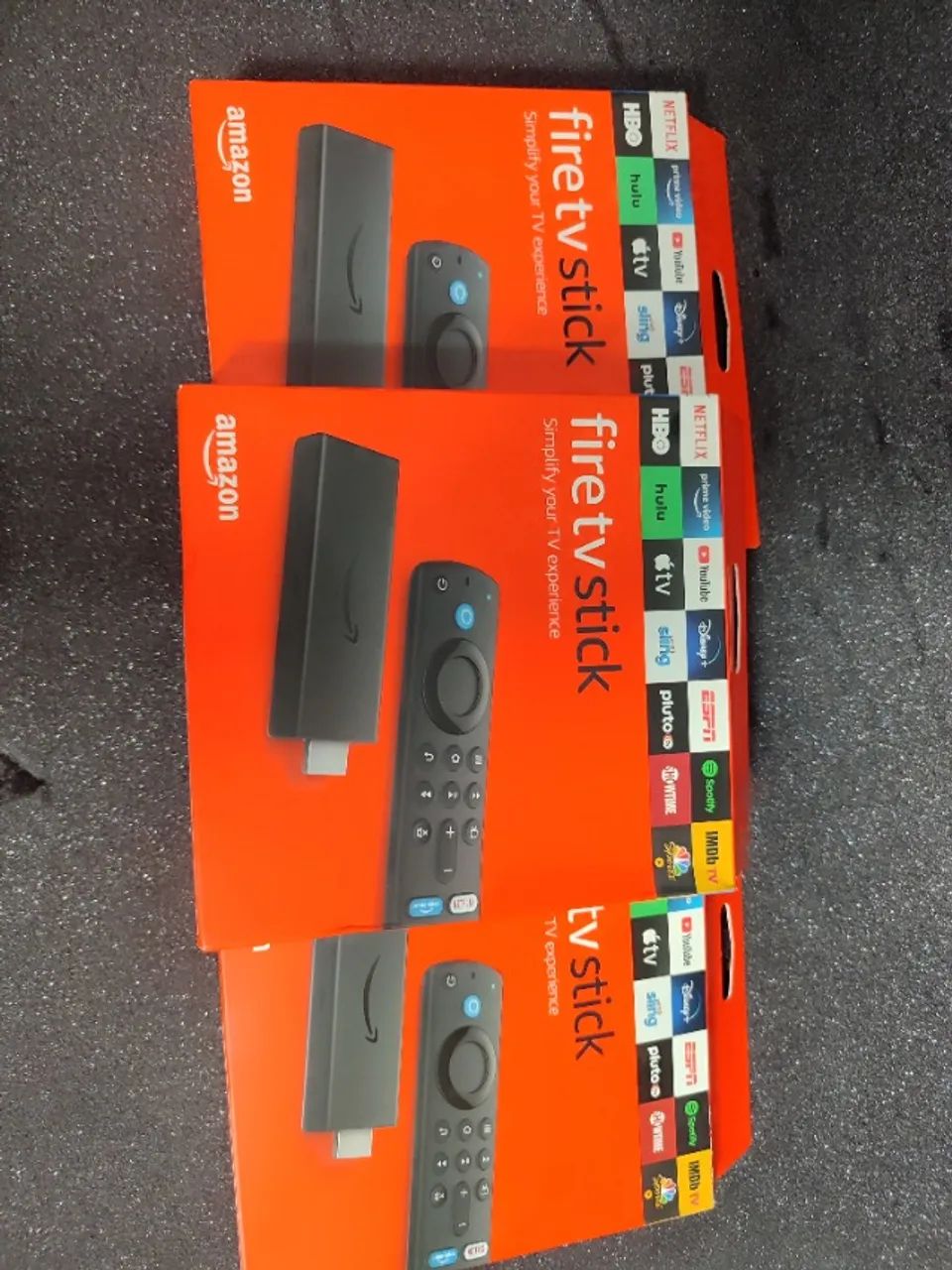 Fire TV Stick 3 geração de voz Full HD 8GB preto lacrado - Foto 6