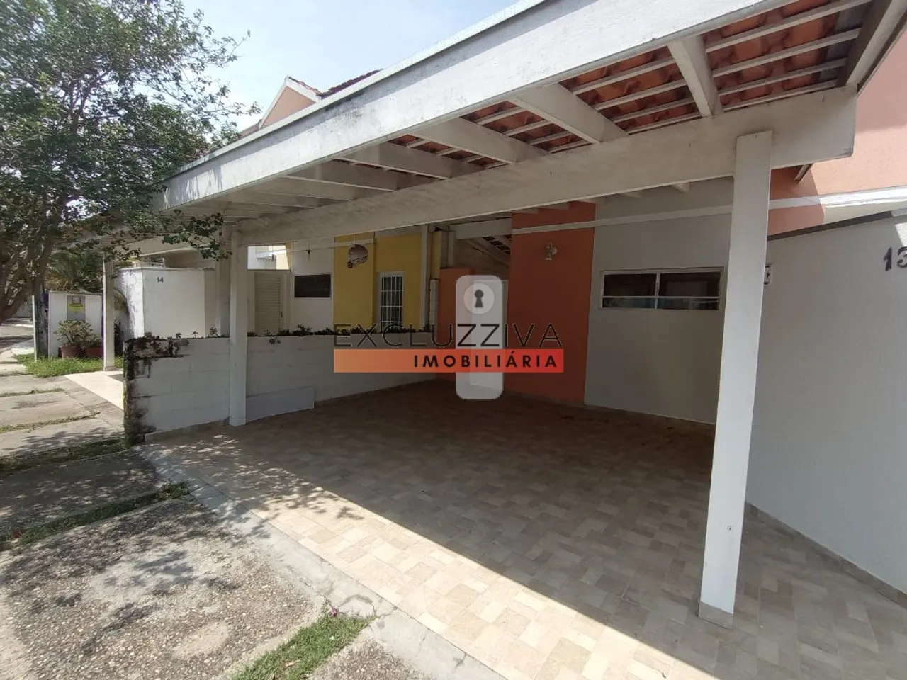 Excelente Sobrado em Condomínio Villagio de Itália para alugar em Taubaté - Bairro Eativa