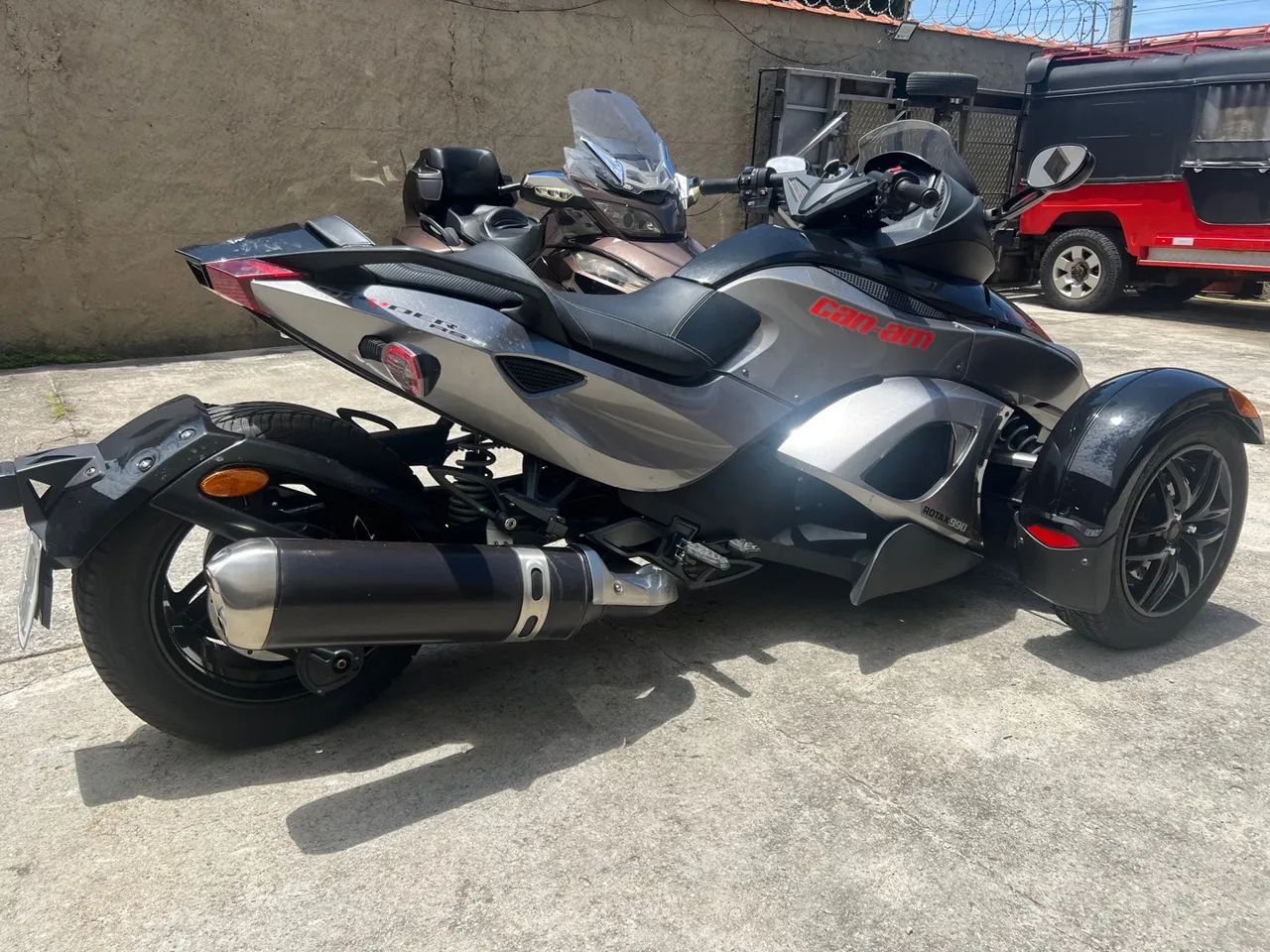 BRP CAN AM SPYDER RSS 2011 AUTOMÁTICO APENAS 6 MIL KM RARIDADE  - Foto 3