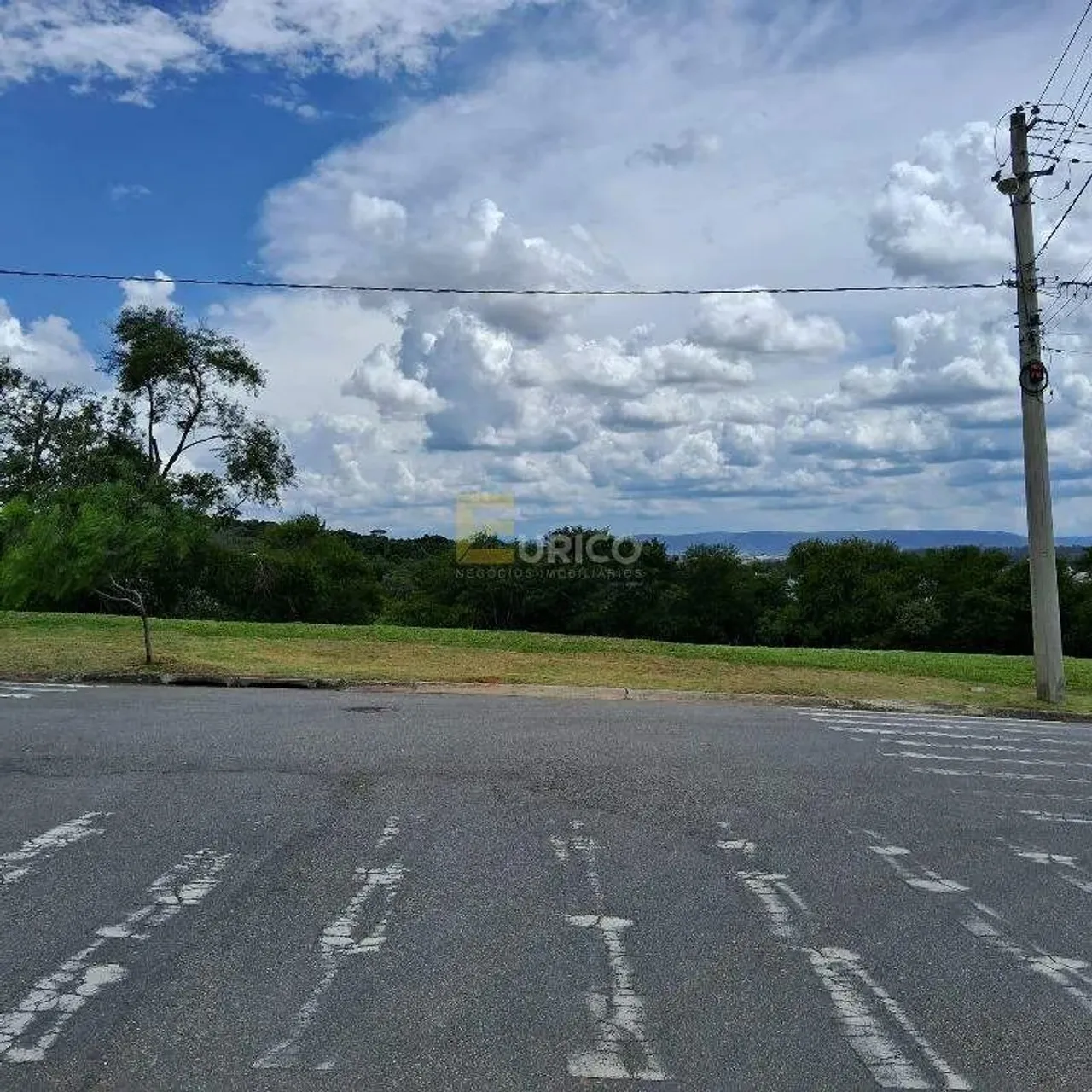 Terreno Condomínio Santa Isabel - Louveira - Vista para Serra do Japi