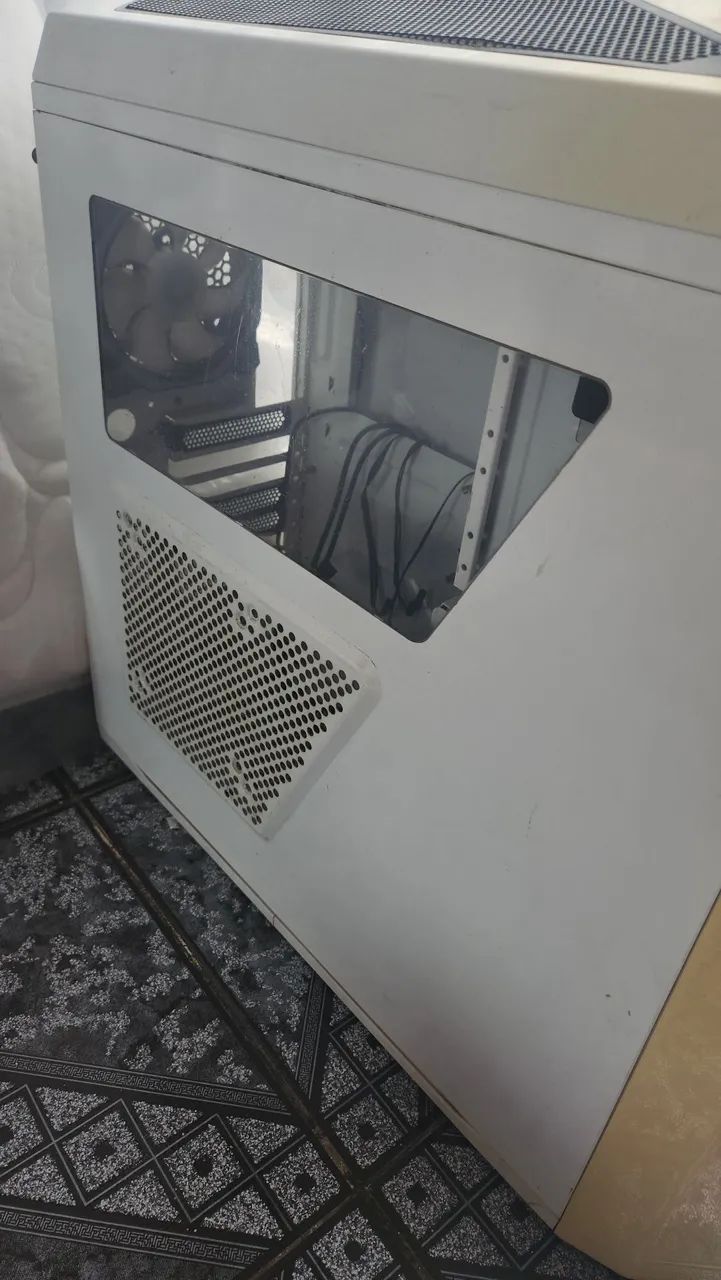 Gabinete Gamer Phantom (usado) - Foto 2