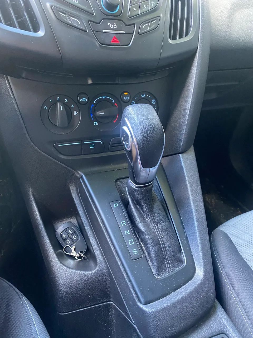 Ford Focus 1.6 S/1.6 SE Flex 16V 5P AUT 2014 - Foto 5