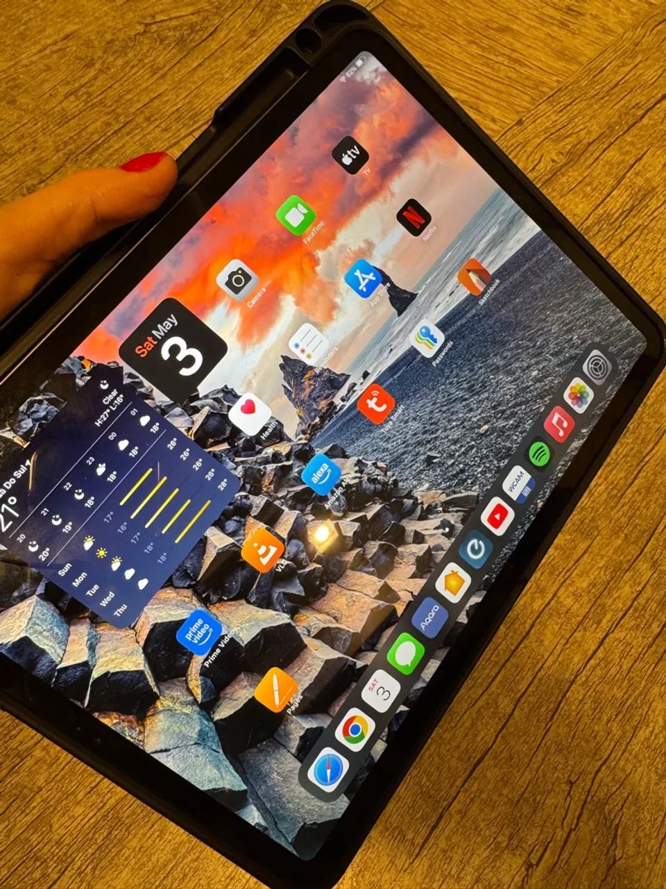 iPad Pro 64gb com capa teclado - Foto 2