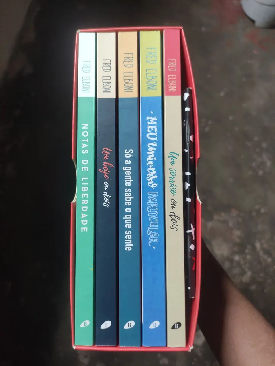 Fred Elboni Box com 5 Livros e Caderneta Exclusiva original do Box - livros para mulheres 