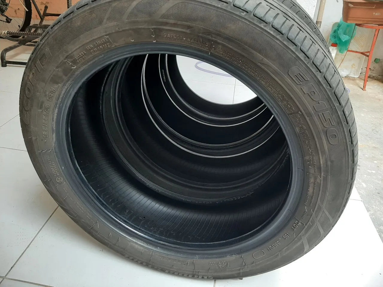 Jogo de Pneus 185/55R16 EP150