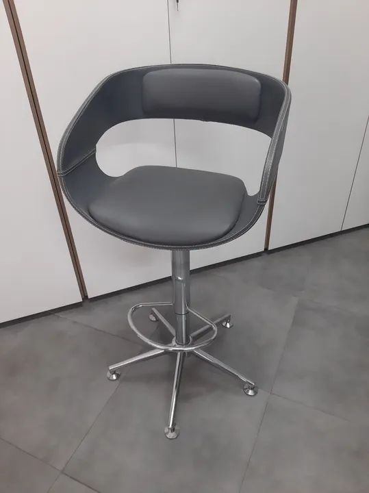 Banqueta Londrina Cinza