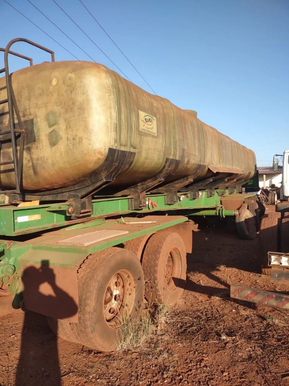 Carreta com tanque 35.000 litros 