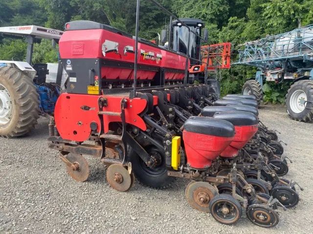 Plantadeira Baldan - SPE Top Line 4500 Speed Box, 9 Linhas. Fabricação 2017 - Foto 3