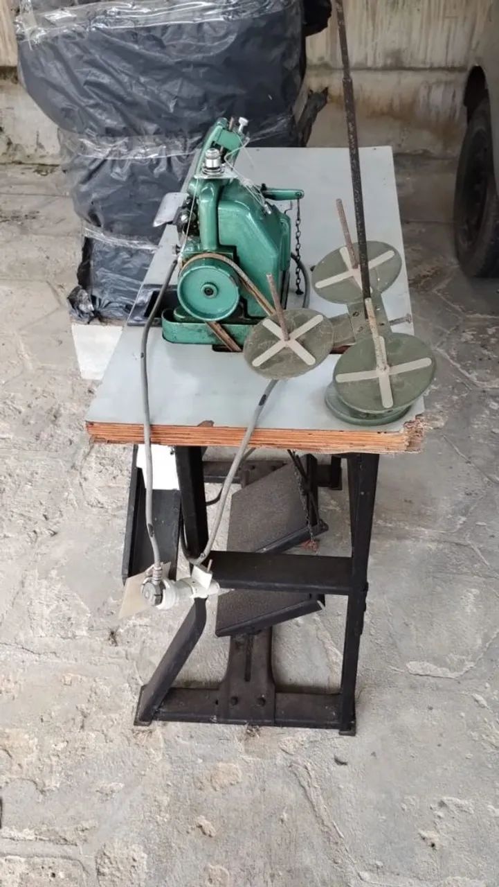 Máquina de Costura Industrial - Foto 3