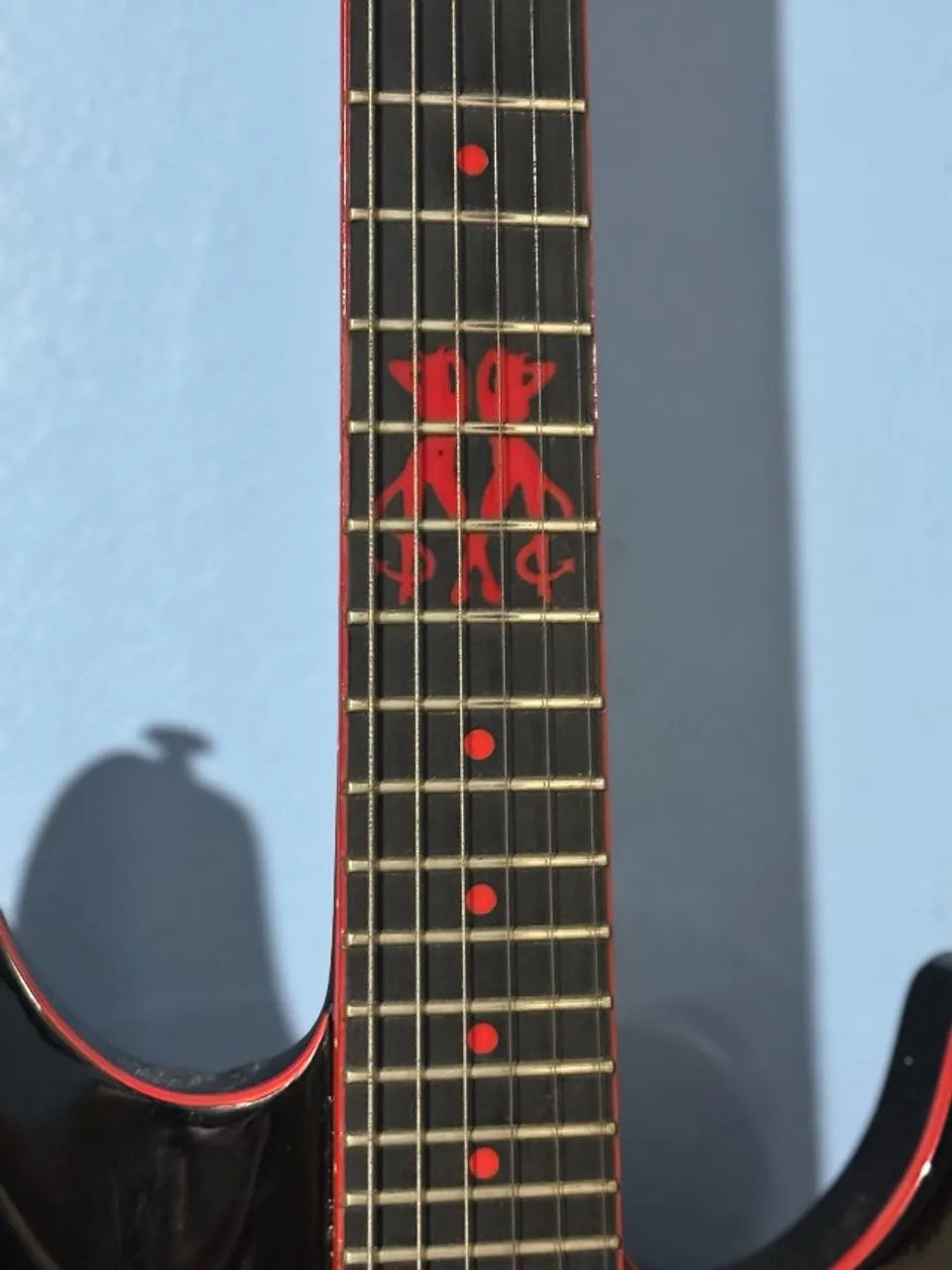 Guitarra Schecter C-1 She devil 63824565976067122