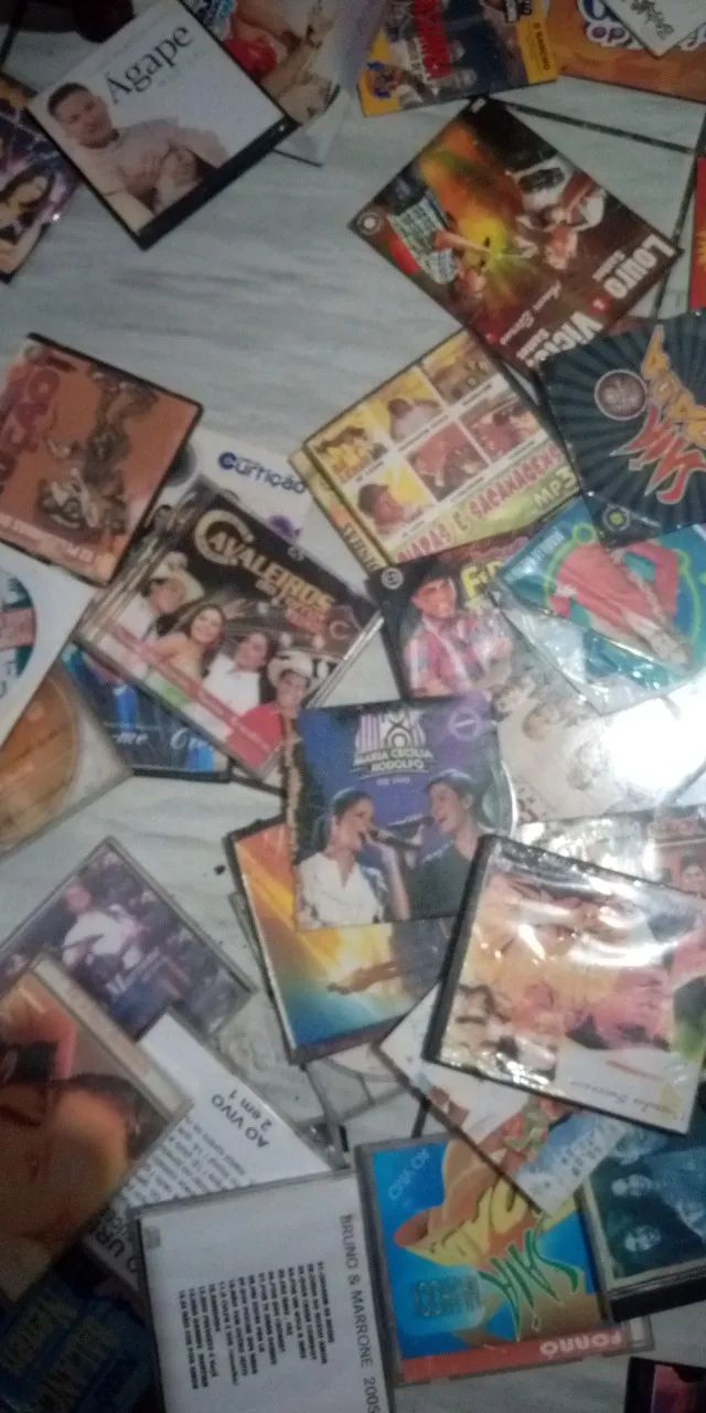CDs de músicas variadas 64962164329601122