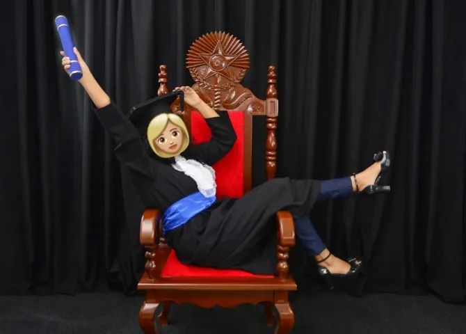 Cadeira de formatura - Foto 4