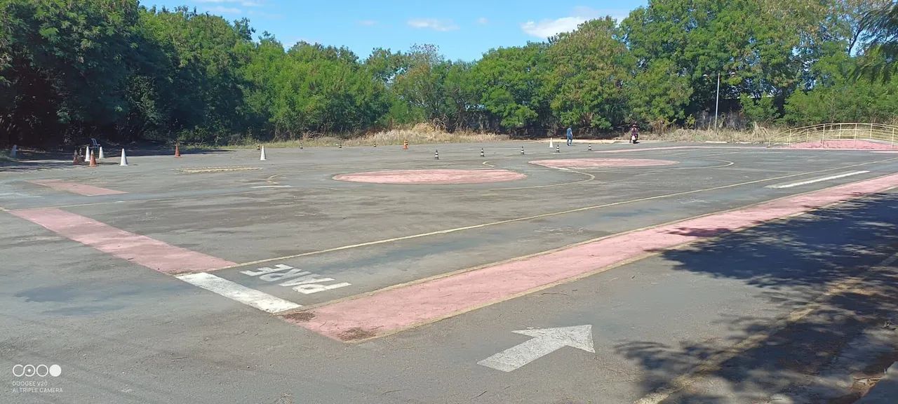 Área comercial, lote de 15.108m²  - frente Terminal Novo Mundo - Foto 2