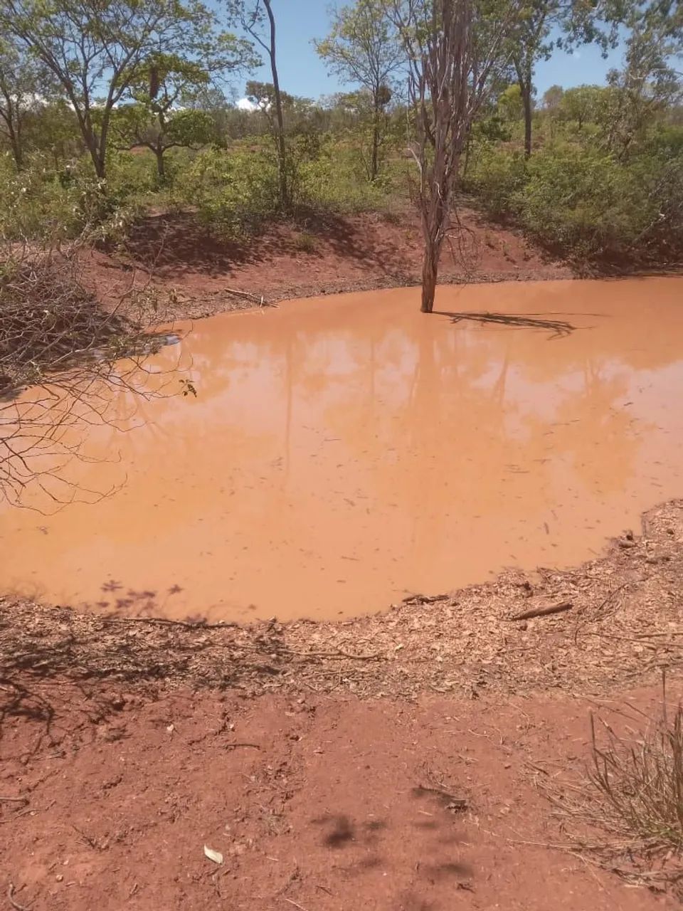 Sítio de 13 hequitares a 32 km de moc 