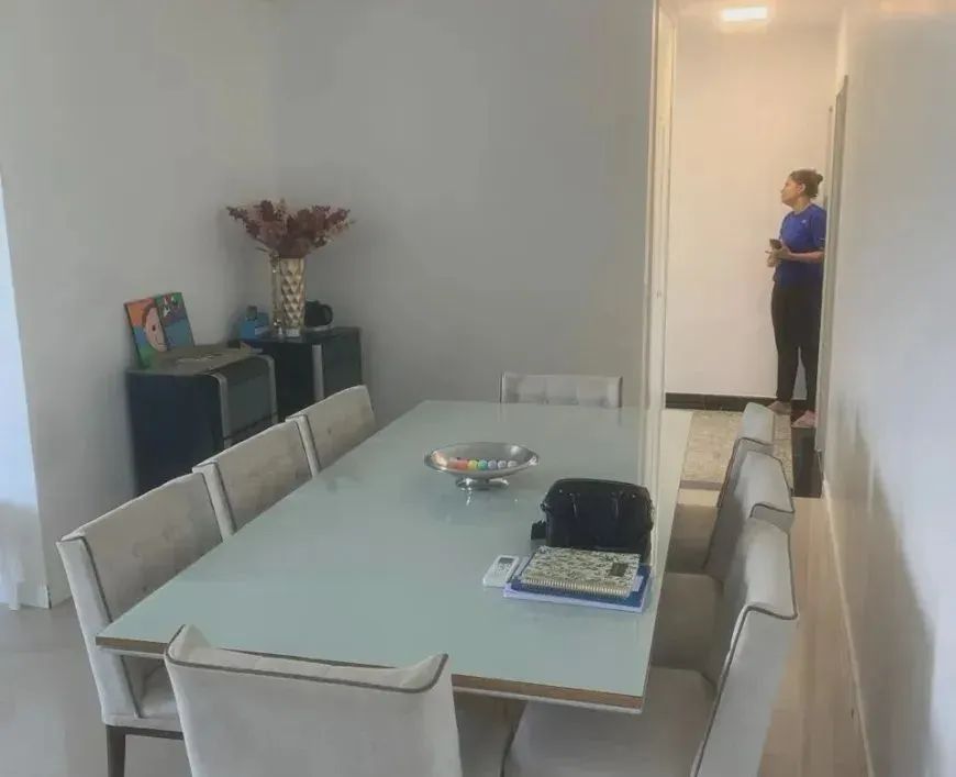 Espetacular Apartamento! 03 Quartos, 01 Suíte, Garagem, 132m2, Sqs 215, Asa Sul - Foto 2