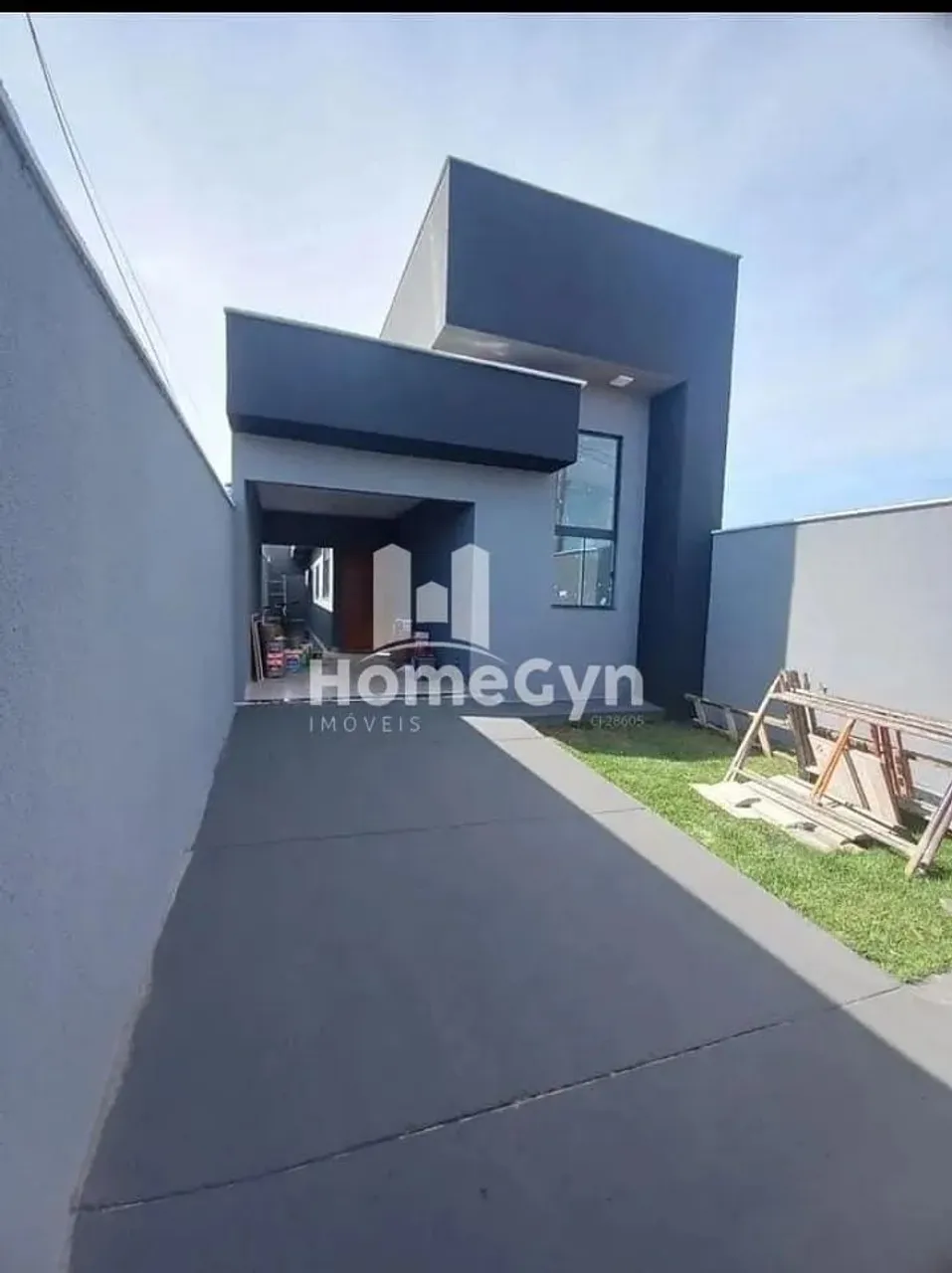 Casa à venda no Parque Itatiaia com 3 quartos em Aparecida de Goiânia GO.