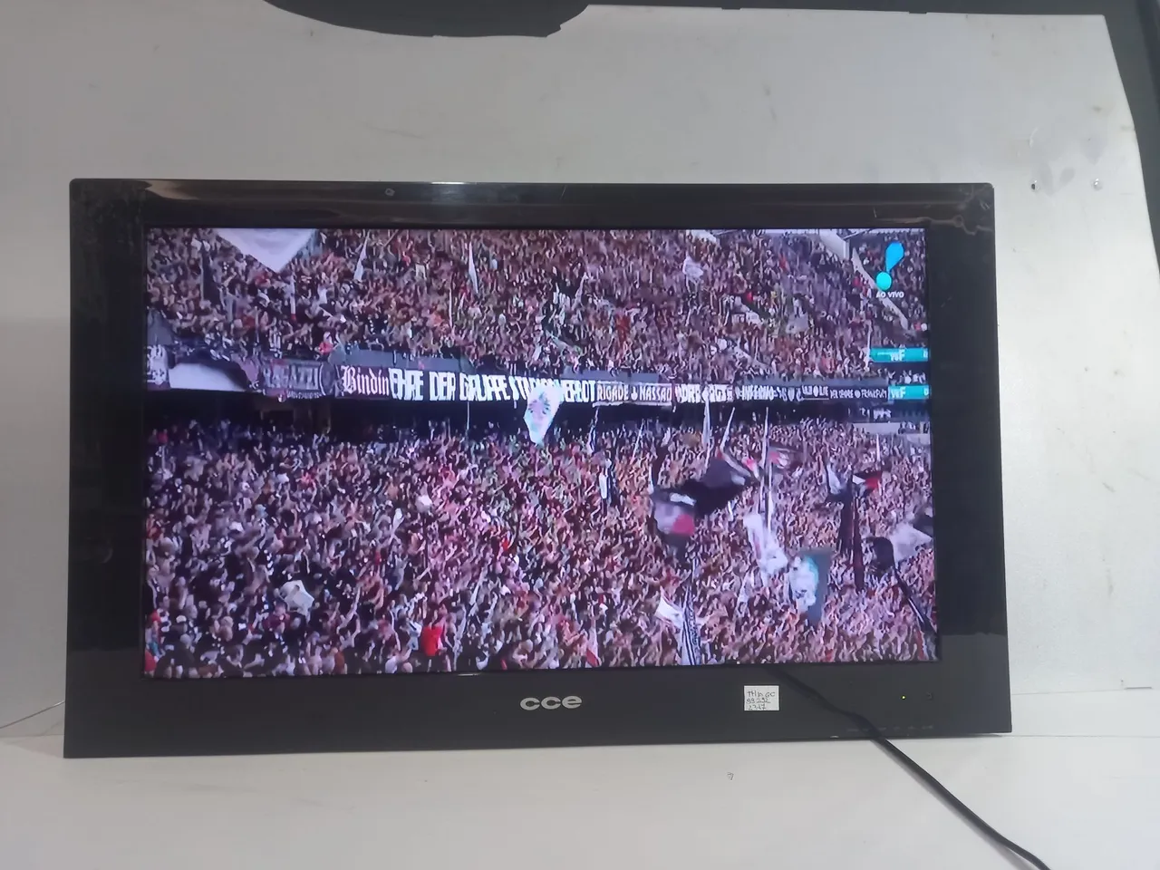Tv led CCE 24 polegadas
