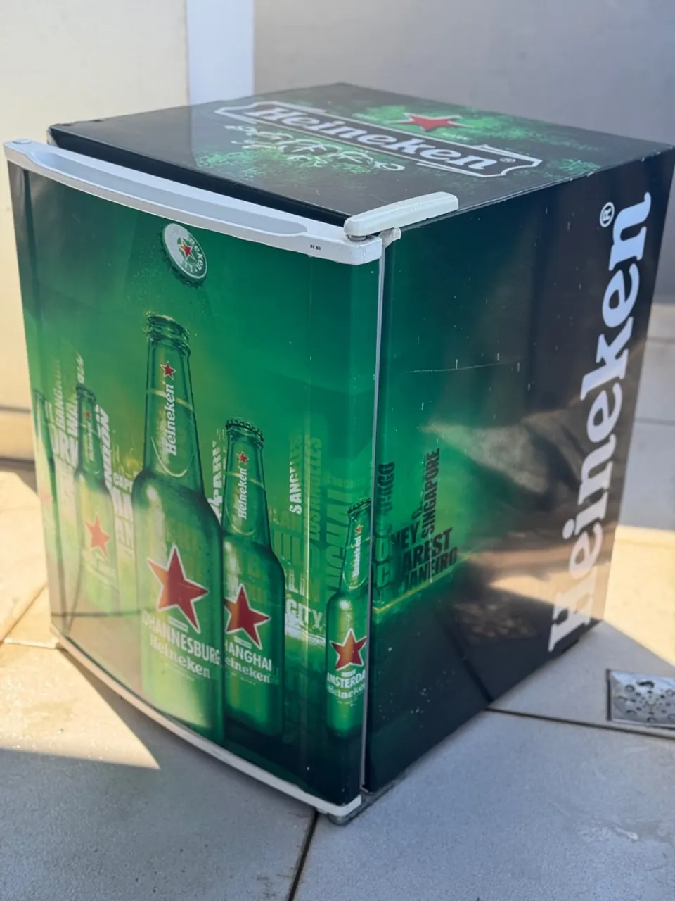 Frigobar Heineken (Electrolux)