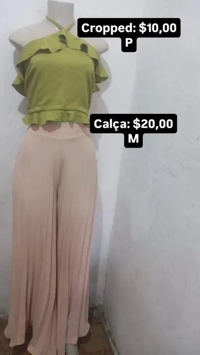 Conjunto cropped e calça