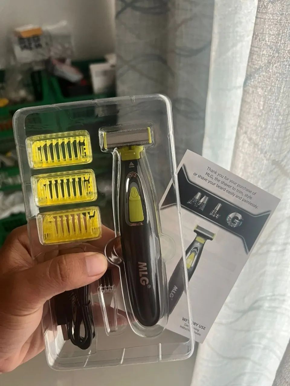 Barbeador Elétrico Portátil MLG - USB Recarregável - Foto 3
