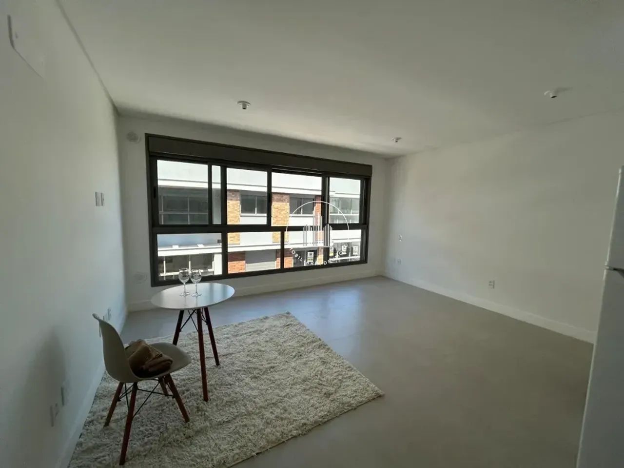 Studio Mobiliado - 32m², Novo Estreito