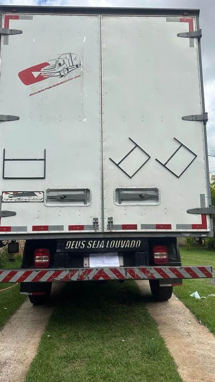 Vokswagen Delivery Express Baú Ano: 2020 - Foto 2