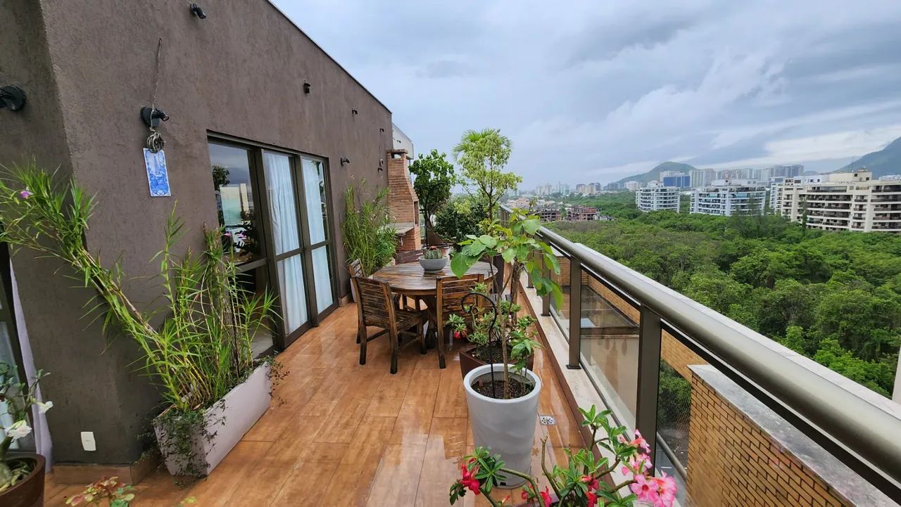 PARK PREMIUM Cobertura Duplex finamente decorada e exclusiva no Recreio