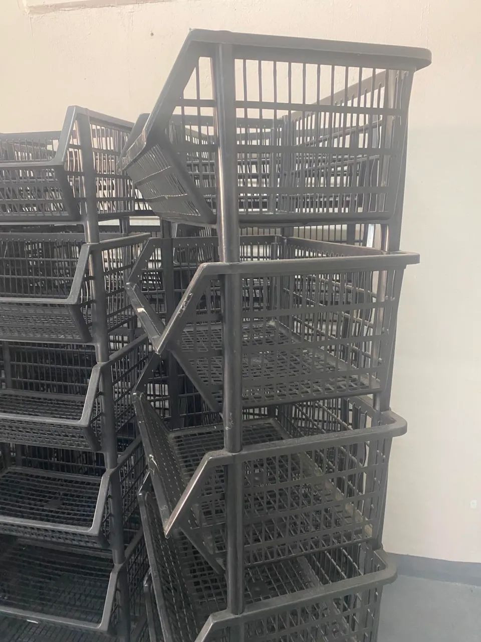 Vendo cesto organizador para lojas  - Foto 5