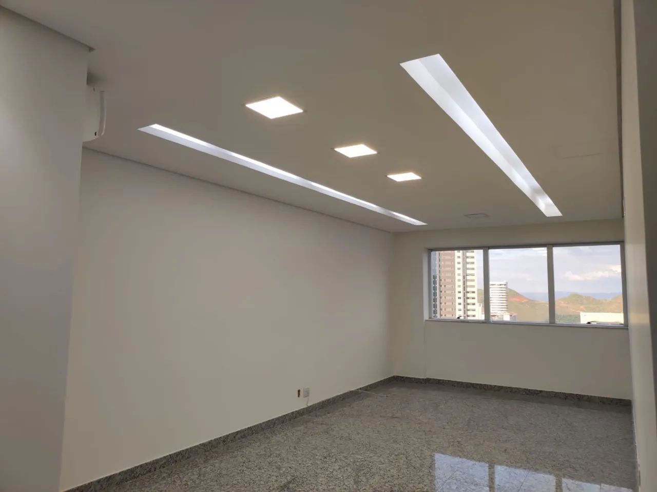 Sala Comercial-Nova Lima MG  - Foto 2