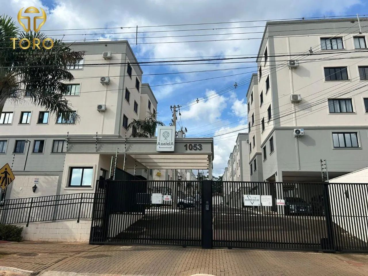Aluga-se apartamento de 55 m² no Edifício Villagio Azaleia com vaga de garagem coberta e e - Foto 2