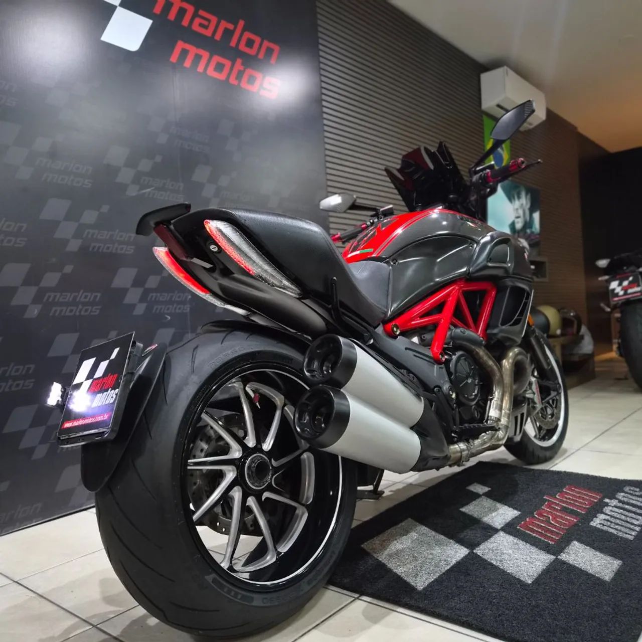 DIAVEL 1198 Carbon - Foto 2